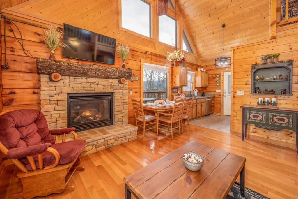 Over The Mountain - Smoky Mountain View Cabin Sevierville Zewnętrze zdjęcie